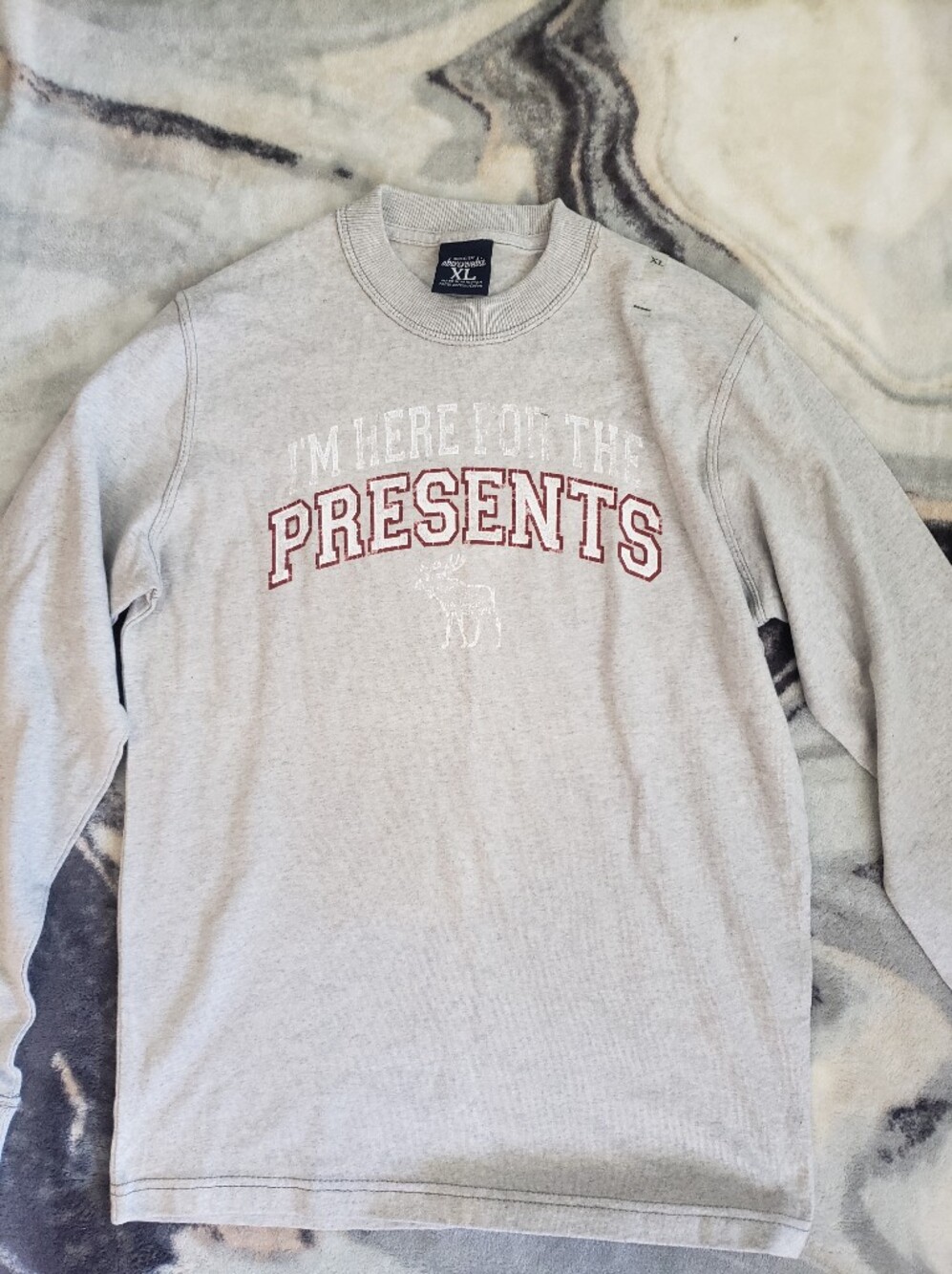 Abercrombie & Fitch I'm Here For The Presents Crewneck Holiday Sweatshirt XL